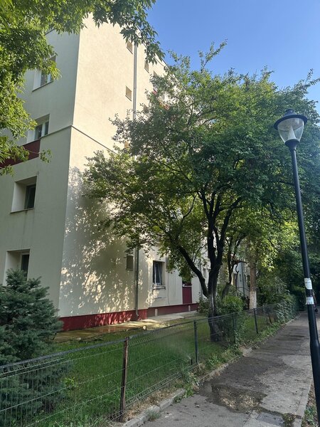 Piata Resita, Strada Costila, Bucuresti, Sector 4